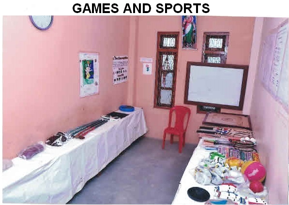 4 001.jpg (180892 bytes)